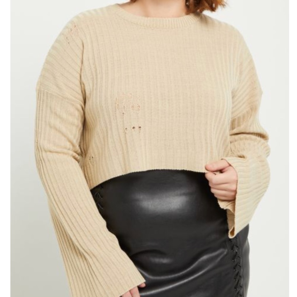 Plus size cropped sweater